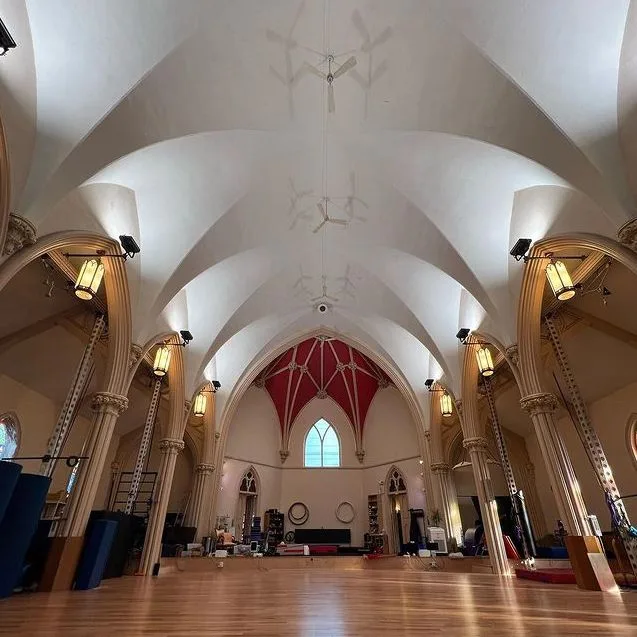 Eastern Acrobatics interior